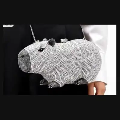 7 Figure Capybara